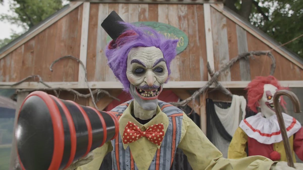 6_Ft_Animated_Servo_Carnival_Barker_Halloween_Decoration